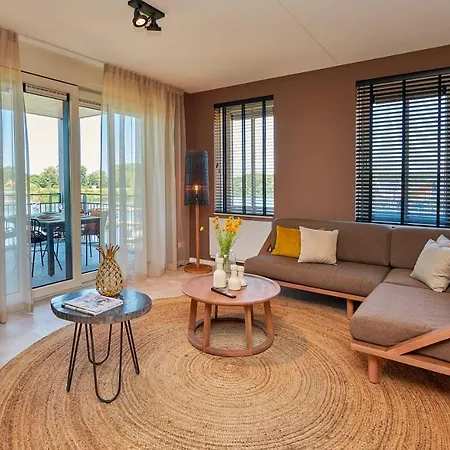 Apart-hotel Parc Maasresidence 4*