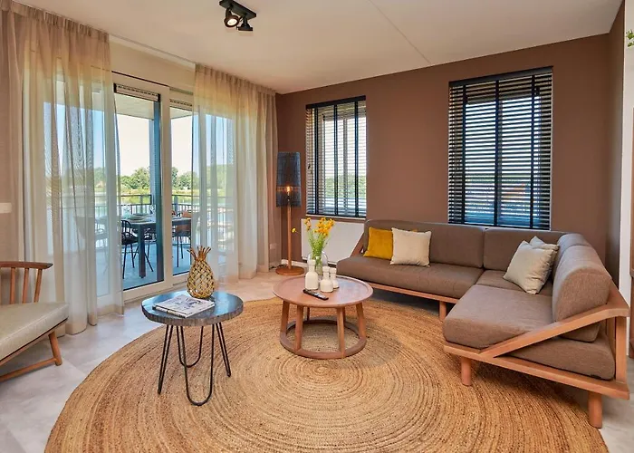 Aparthotel Parc Maasresidence 4*